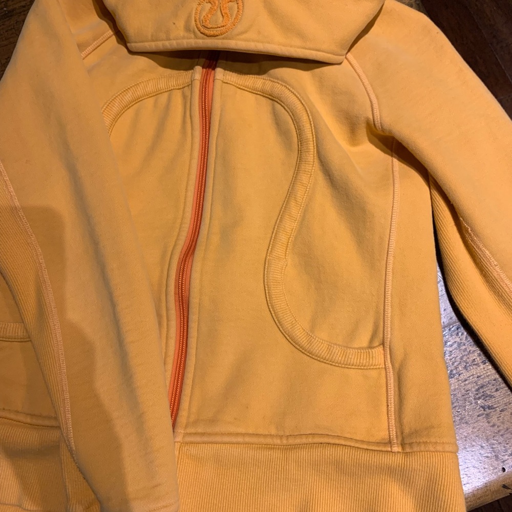 Lululemon jacket - Picture 2 of 2